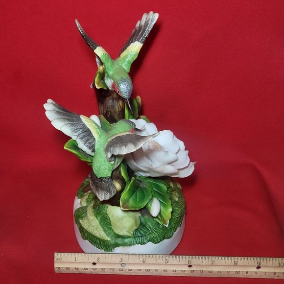 VTG Carlton Cards Hummingbird Music Box Sankyo Plays Beautiful Blue Danube - Picture 10 of 13